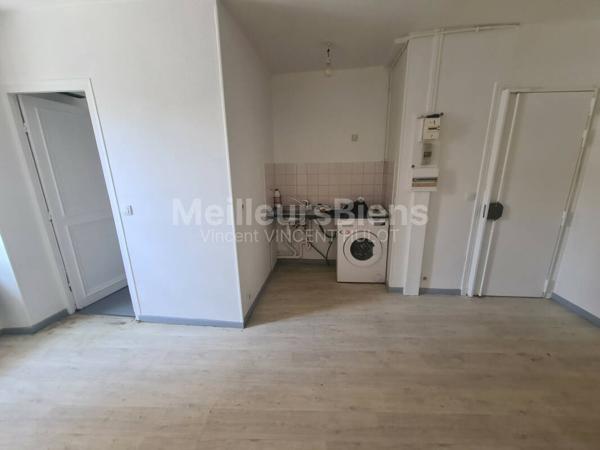 Deux pièces 85 avenue de clichy