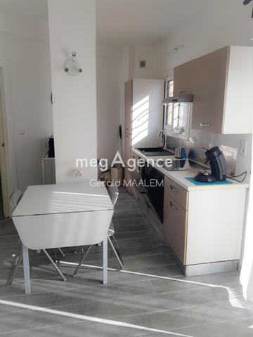 Appartement à FREJUS, 83600 - 2 pièces 32m²