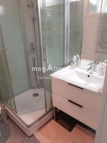 Appartement à FREJUS, 83600 - 2 pièces 32m²