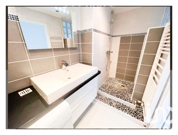 Appartement 4 pièces de 76 m² à Rouen (76100)