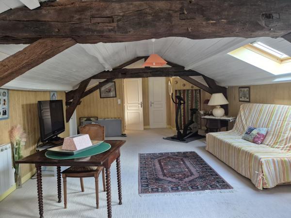 Montagrier (24350) Dordogne, Périgueux, Montagrier, Maison de plain pied 205 m², 4 chambres, terrain arboré clos, piscine sel