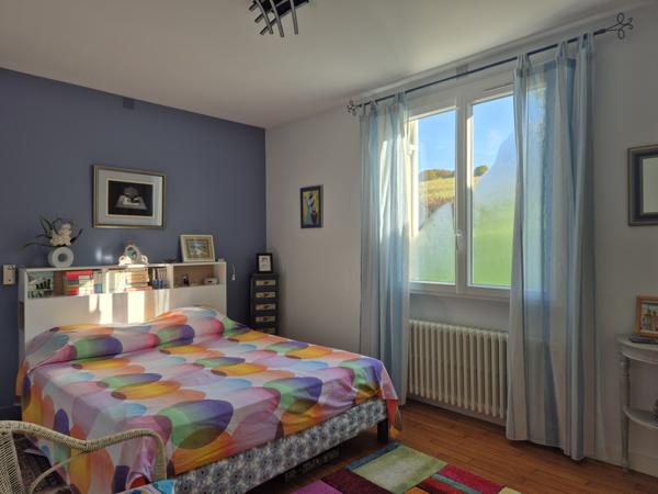 Montagrier (24350) Dordogne, Périgueux, Montagrier, Maison de plain pied 205 m², 4 chambres, terrain arboré clos, piscine sel