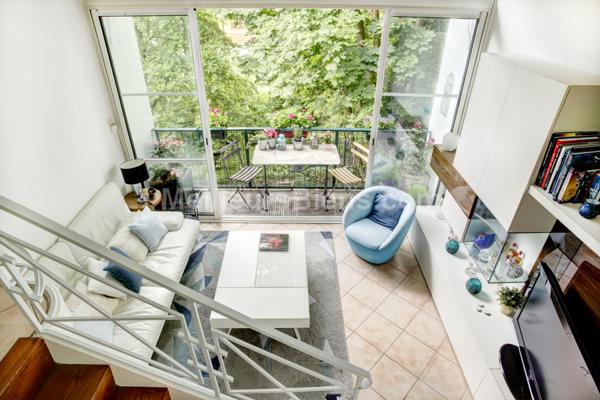 Dernier étage au calme dans la verdure 3 ch balcon séjour style loft.