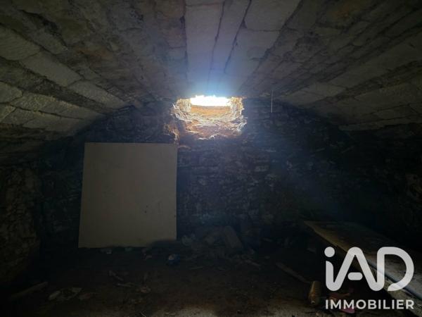 Maison à vendre 8 pièces 200 m² Bazoges-en-Pareds