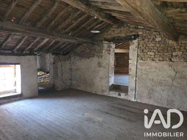 Maison à vendre 8 pièces 200 m² Bazoges-en-Pareds