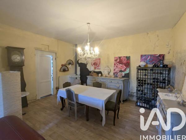 Maison à vendre 7 pièces 211 m² Saint-Louis-de-Montferrand