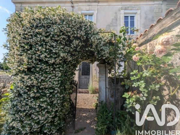 Maison à vendre 7 pièces 211 m² Saint-Louis-de-Montferrand