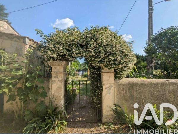 Maison à vendre 7 pièces 211 m² Saint-Louis-de-Montferrand
