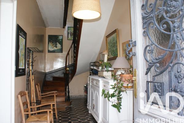 Maison à vendre 7 pièces 211 m² Saint-Louis-de-Montferrand