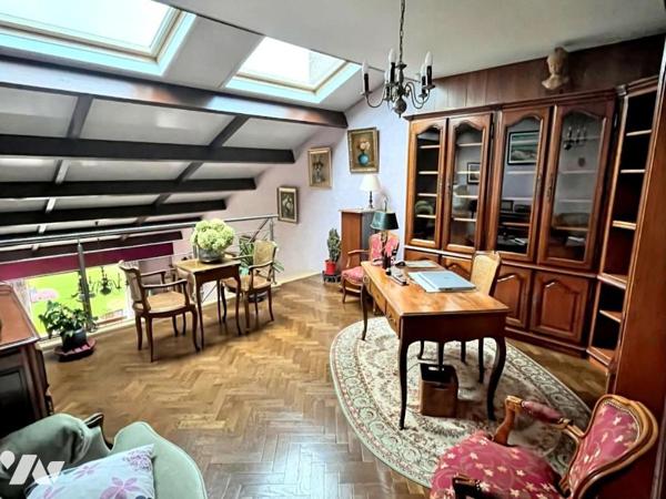 Maison d'architecte avec sous-sol