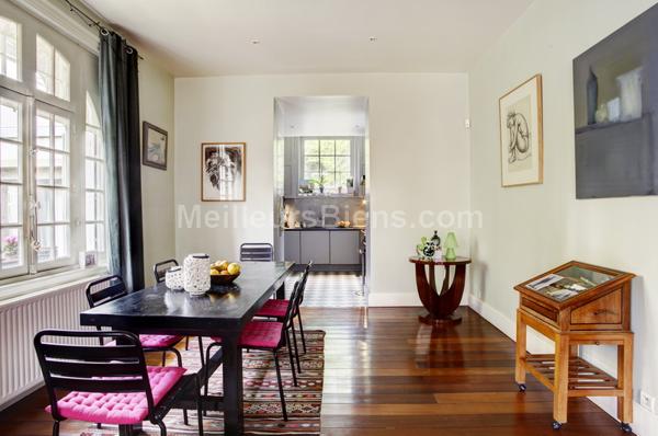 Meudon Bellevue Charmante Maison 1927 en granit intime et chaleureuse en bon état