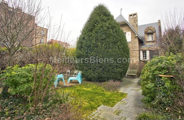 Meudon Bellevue Charmante Maison 1927 en granit intime et chaleureuse en bon état