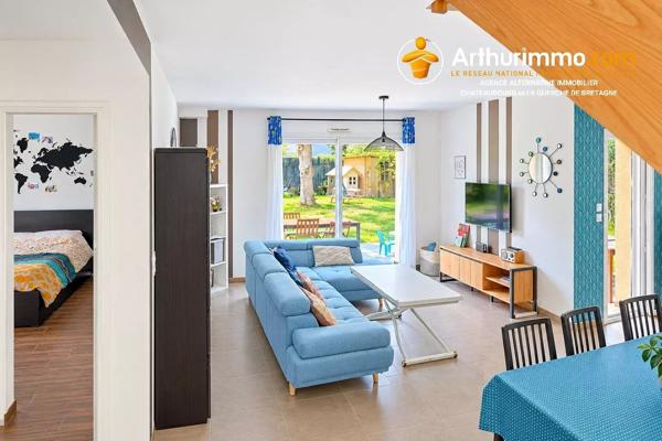 Vente                                                      Maison
                        
                     6 pièces                      134 m2                     à Châteaubourg