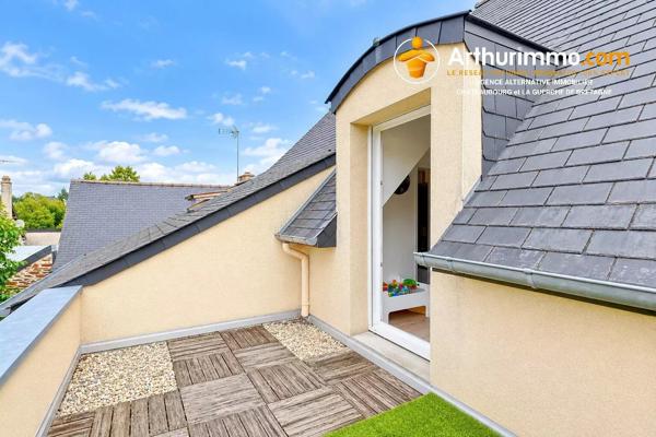 Vente                                                      Maison
                        
                     6 pièces                      134 m2                     à Châteaubourg
