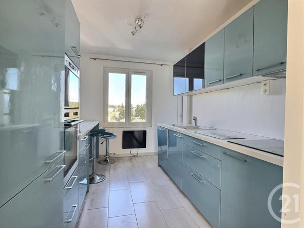 Appartement à vendre  4 pièces - 70,88 m2 FREJUS - 83