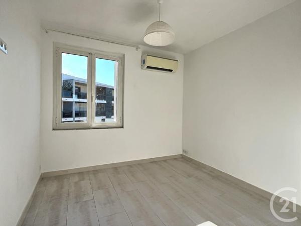 Appartement à vendre  4 pièces - 70,88 m2 FREJUS - 83