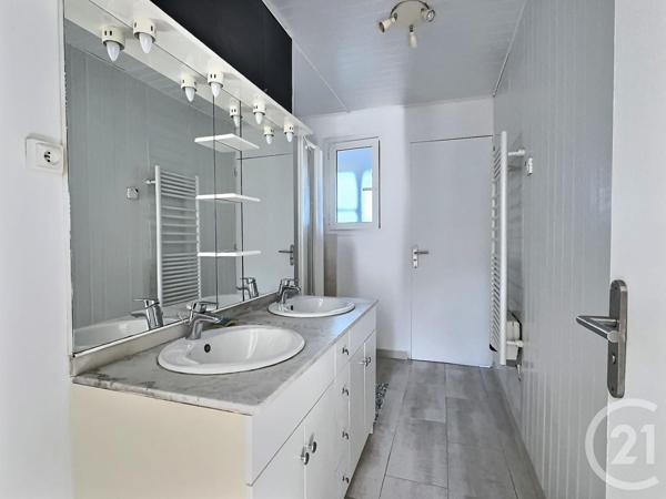 Appartement à vendre  4 pièces - 70,88 m2 FREJUS - 83
