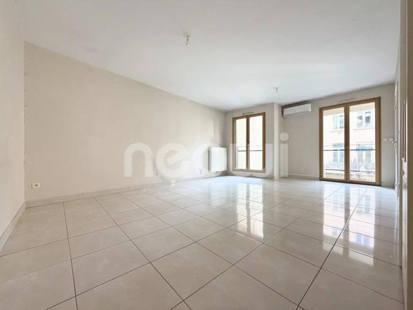 LYON 4 - T4 DE 95,24M2 AVEC BALCON
