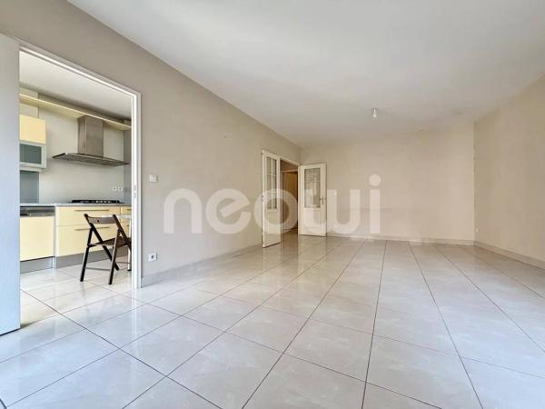 LYON 4 - T4 DE 95,24M2 AVEC BALCON