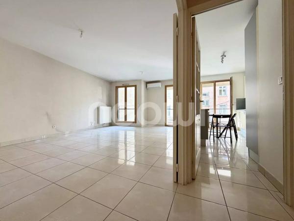 LYON 4 - T4 DE 95,24M2 AVEC BALCON