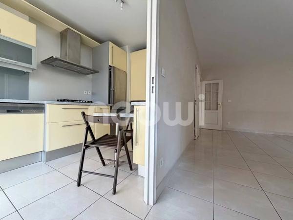 LYON 4 - T4 DE 95,24M2 AVEC BALCON