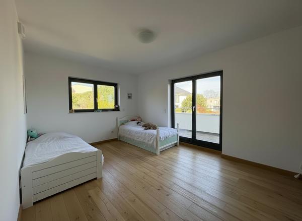 Maison Verrieres Le Buisson 7 pièce(s) 182.7 m2