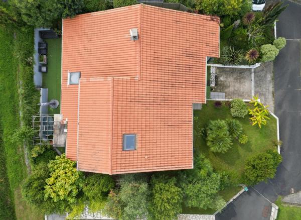 Maison individuelle T5 d'environ 110 m² habitables (153 m² au sol) avec véranda