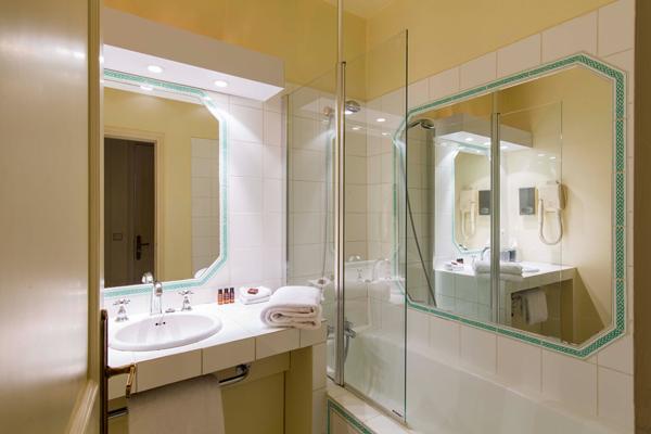 Hôtel particulier au coeur d'une ville touristique du Gers Condom