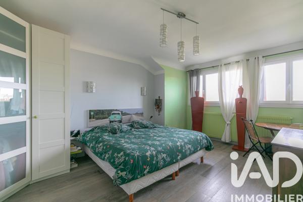 Maison à vendre 6 pièces 180 m² Pontault-Combault