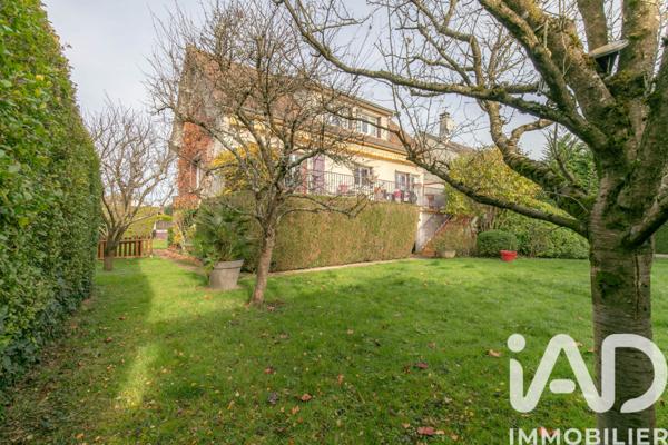 Maison à vendre 6 pièces 180 m² Pontault-Combault