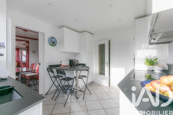 Maison à vendre 6 pièces 180 m² Pontault-Combault