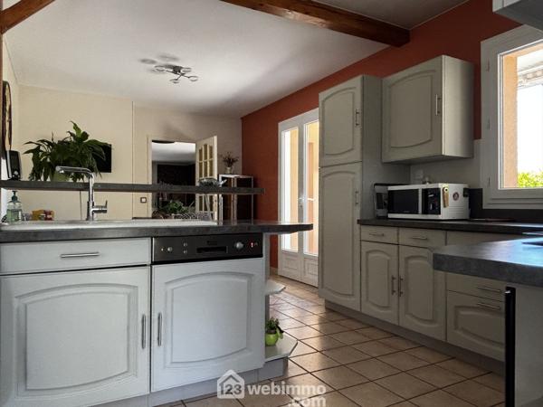 Maison 151 m² à Chasseneuil-du-Poitou 86360