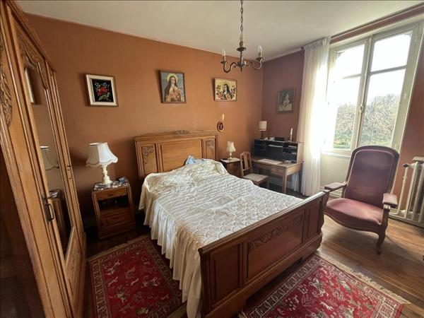 Maison à vendre |  Saint-Marcel |  5 pièces | 132 m²