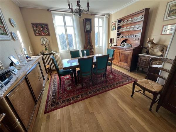 Maison à vendre |  Saint-Marcel |  5 pièces | 132 m²