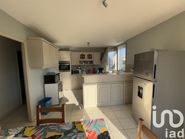 Maison 5 pièces de 118 m² à Bouaye (44830)