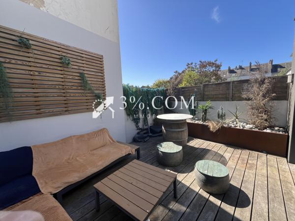 Maison
                                                                                                                                                                                                                                                                                                                        5 pièce(s)                                                                                                                                                                                                          3 chambre(s)                                                                                                                                                                                                          123  m²
