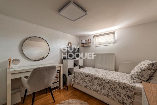 Maison contemporaine 113 m² avec souplex aménagé, jardin et piscine