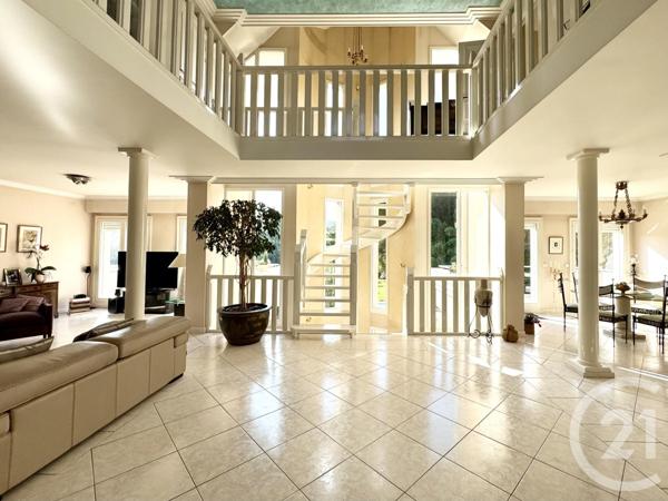 Maison à vendre  10 pièces - 276,25 m2 ST REMY LES CHEVREUSE - 78