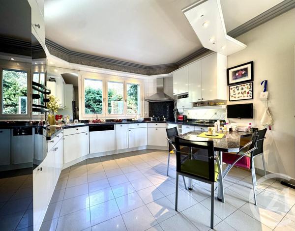 Maison à vendre  10 pièces - 276,25 m2 ST REMY LES CHEVREUSE - 78