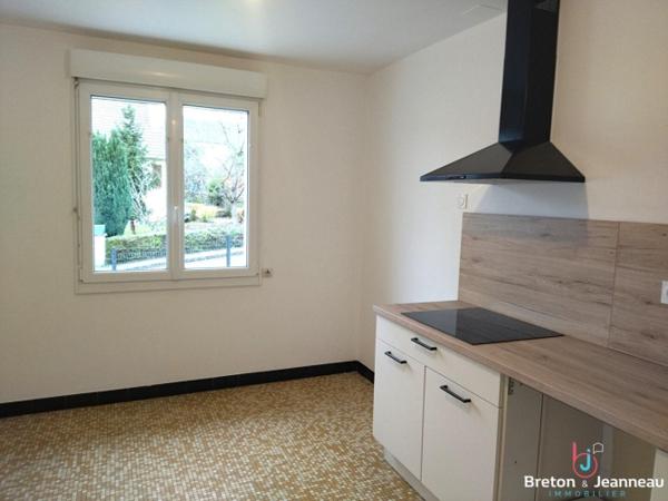 MAYENNE: Pavillon 3 chambres