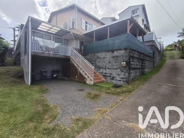 Maison à vendre 8 pièces 239 m² Le Tampon