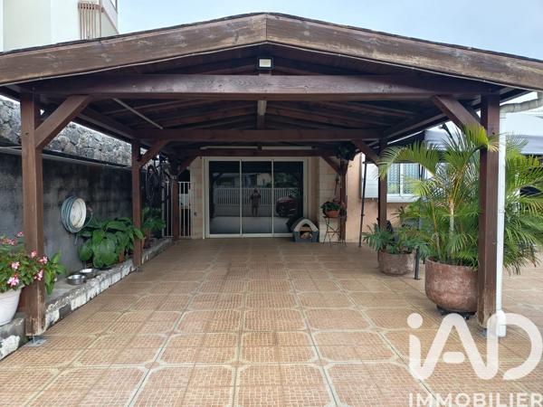Maison à vendre 8 pièces 239 m² Le Tampon