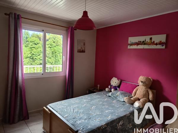 Maison à vendre 8 pièces 239 m² Le Tampon