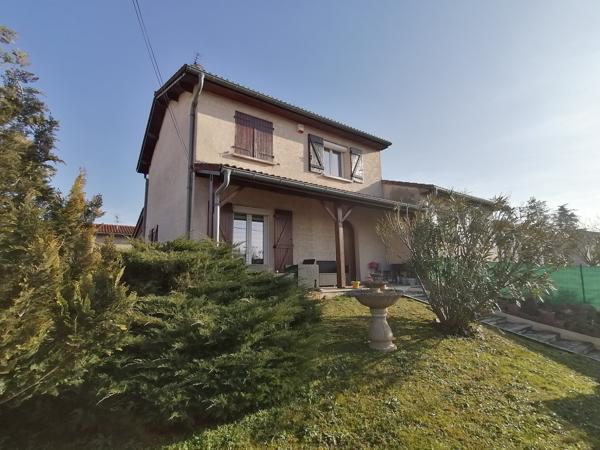 Maison 6 pièce(s) 4 chambre(s) 140 m²