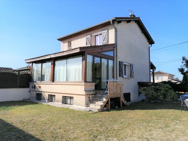 Maison 6 pièce(s) 4 chambre(s) 140 m²