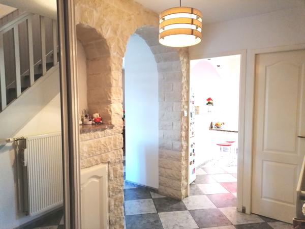 Maison 6 pièce(s) 4 chambre(s) 140 m²
