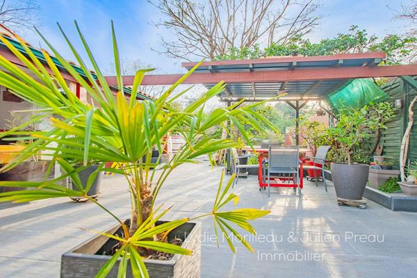 MAISON DE CARACTÈRE  REZÉ -107 m² - JARDIN ARBORÉ