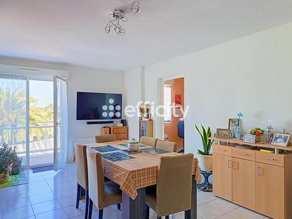 Appartement
         3 pièces
        - 55 m² Exclusivité 170 000 € *