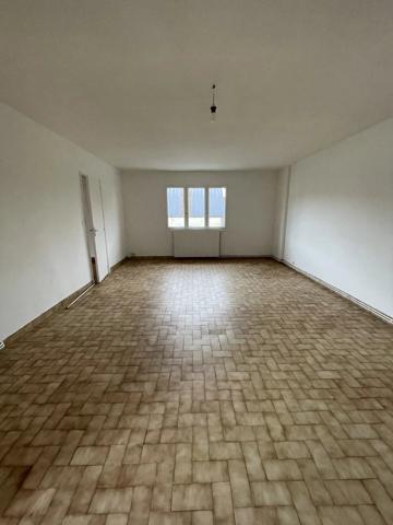 Location Appartement 3 pièces 85 m2 à Saint-Quentin