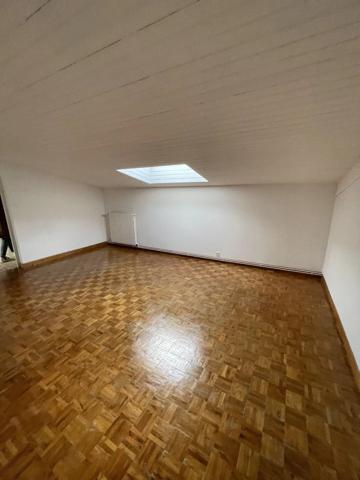 Location Appartement 3 pièces 85 m2 à Saint-Quentin